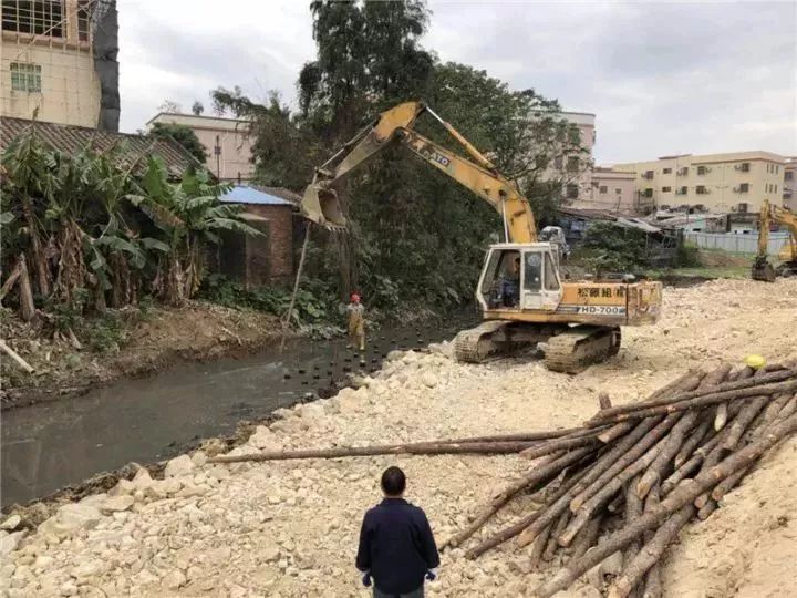 小坪村首期復(fù)建安置房樣板房已開放參觀